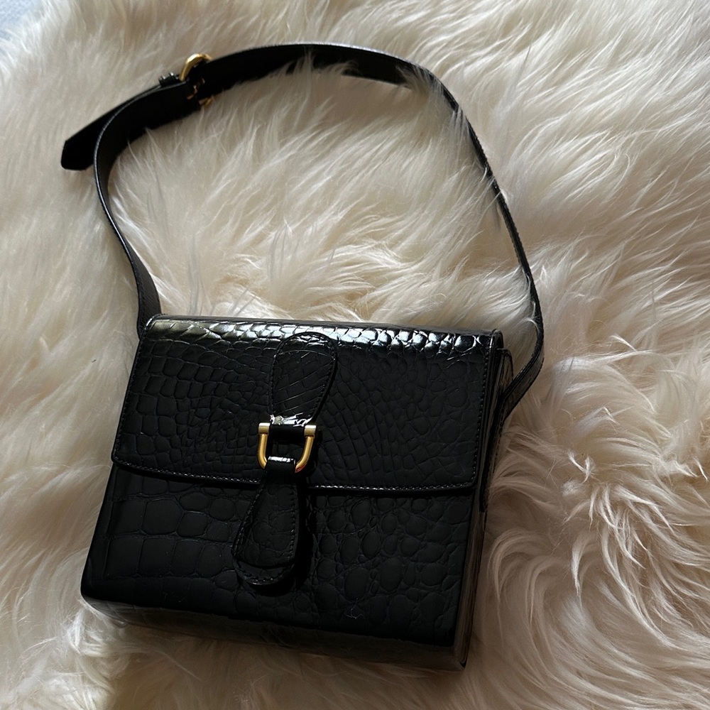 Elegant Black Crocodile Pattern Women's Bag